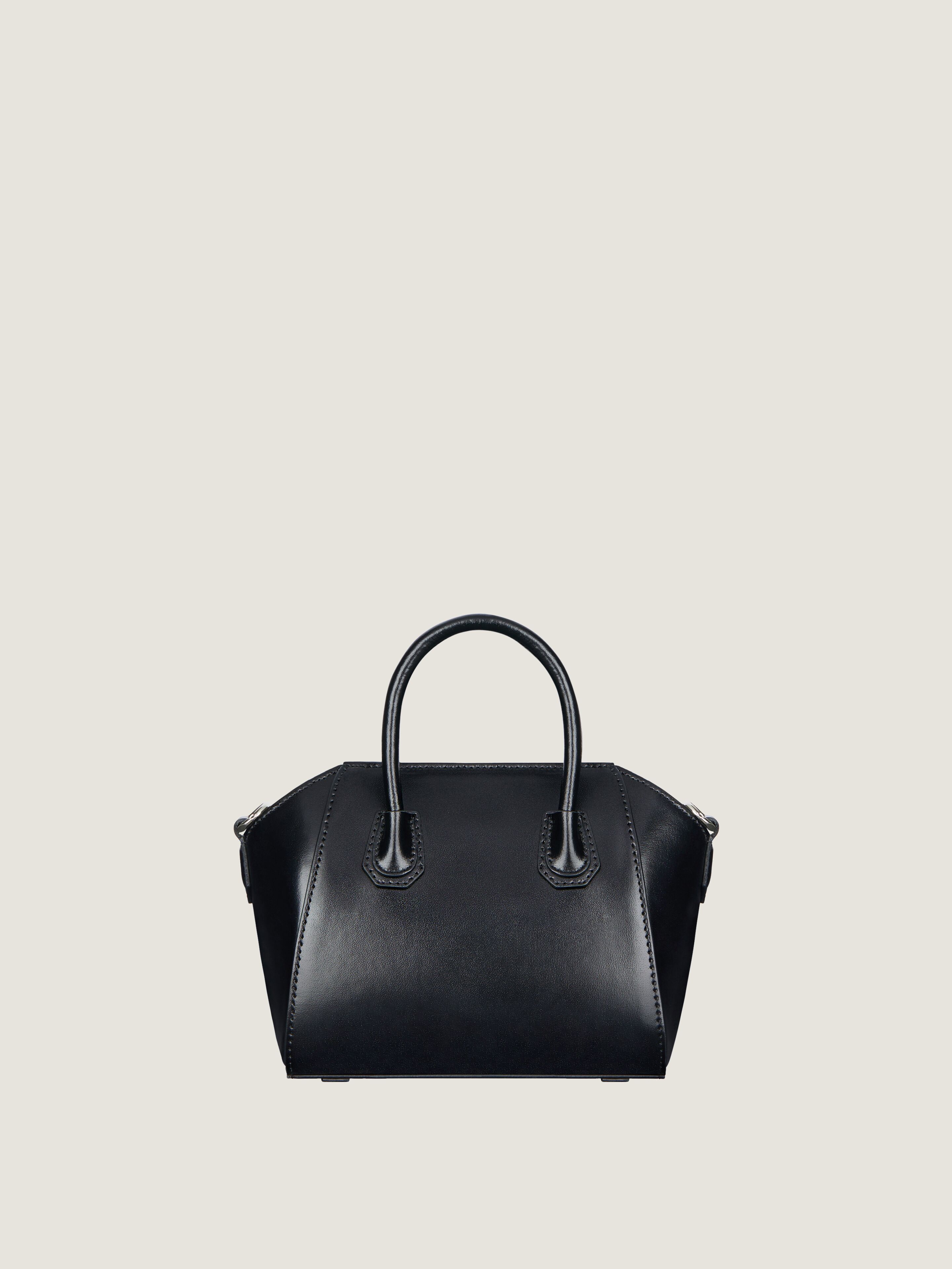 Antigona Toy bag in Box leather
